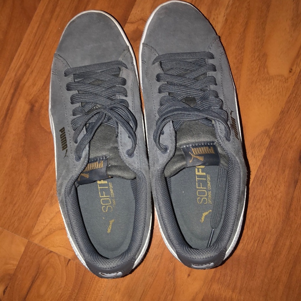 Puma grey soft foam sneakers